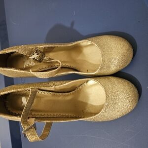 Gold Glitter Women's Shoes Size 9, Dragon Charm Buckle, Heals, Wedding, Prom